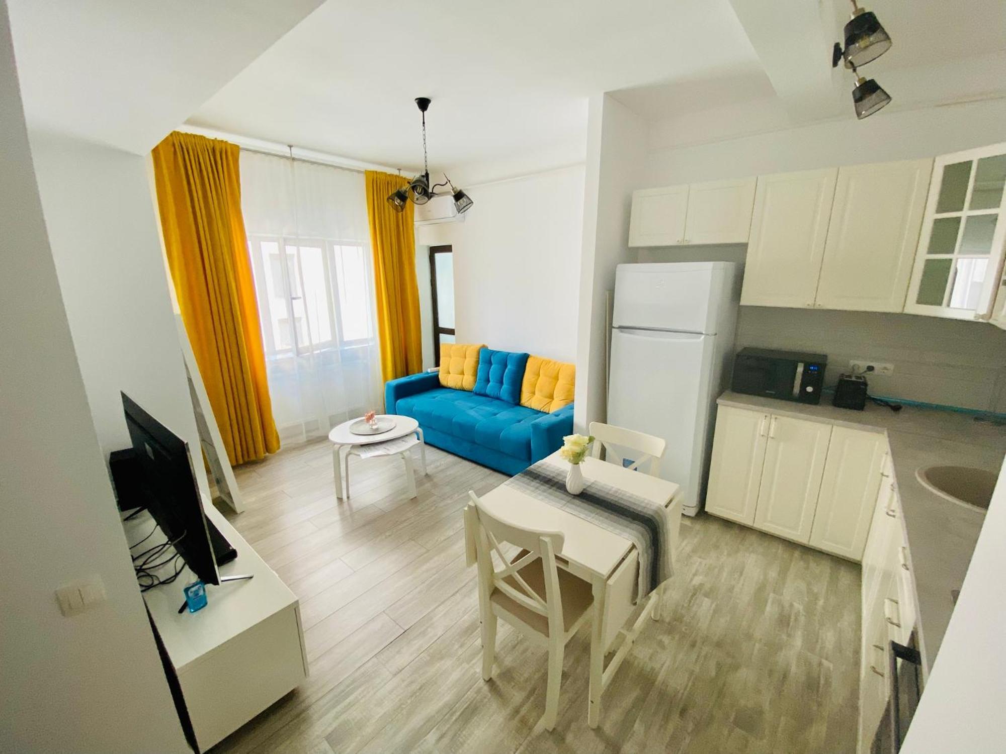 Cozy Central Apartment With 2 Rooms Bucharest Exterior photo